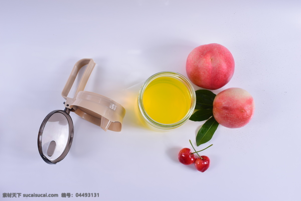 果汁饮料 水果 油桃 橙汁果汁 玻璃 鲜榨果汁 鲜果汁 水果汁 新鲜果汁 水果果汁 水果茶 饮品 饮料 餐饮美食 餐具厨具