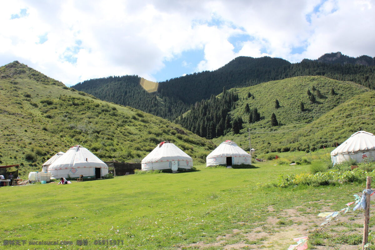 南山牧场 南山 毡房 新疆南山牧场 新疆南山 牧场 草场 新疆旅游 新疆 新疆风光 西部风光 西部旅游 旅游摄影 国内旅游