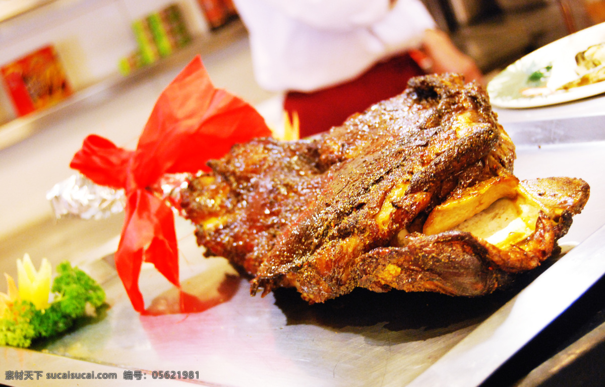 孜然羊腿 手撕羊腿 碳烤羊腿 烤羊腿肉 草原烤羊腿 中餐 餐饮美食 传统美食