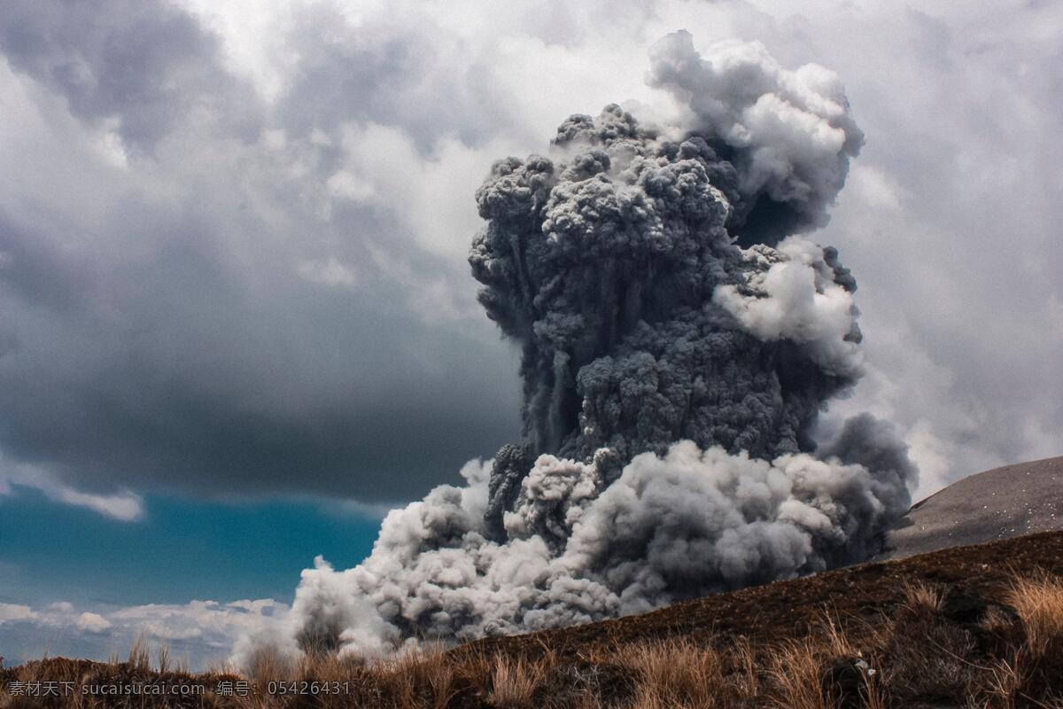 天空 爆炸 战争 烟雾 危险 自然景观