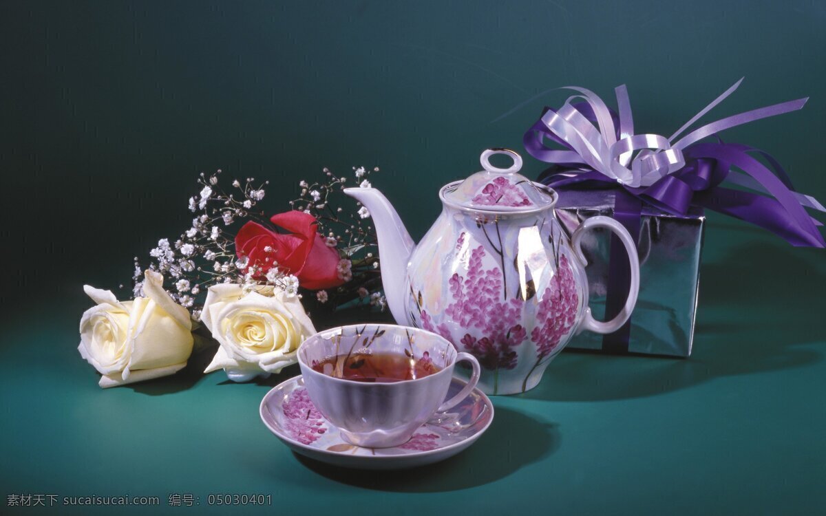 杯子 餐具厨具 餐饮美食 花朵 礼盒 礼物 盘子 漂亮 杯 具 漂亮杯具 紫色 壶 丝带 矢量图 日常生活