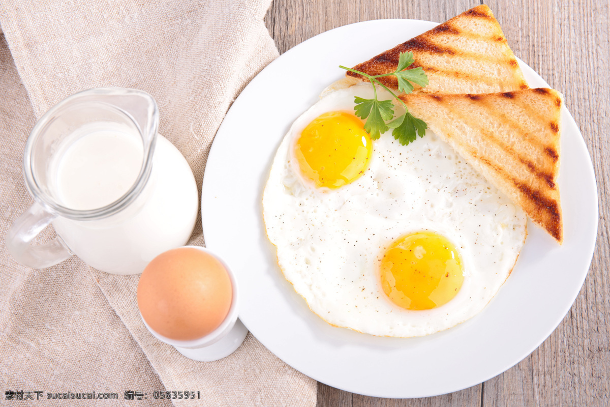 煎蛋 面包 牛奶 简单 早餐 鸡蛋 食品 美食图片 餐饮美食