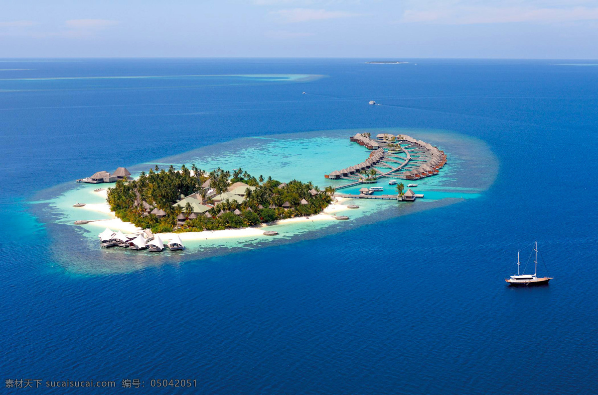 马尔代夫风景 马尔代夫 海岛 椰子树 蓝天 白云 旅游 自然 风景 风光 风景如画 梦幻 唯美 小岛 海滩 沙滩 海洋 大海 海景 蓝色 蔚蓝 清澈 天堂 仙境 水上屋 帆船 系列 二 国外旅游 旅游摄影