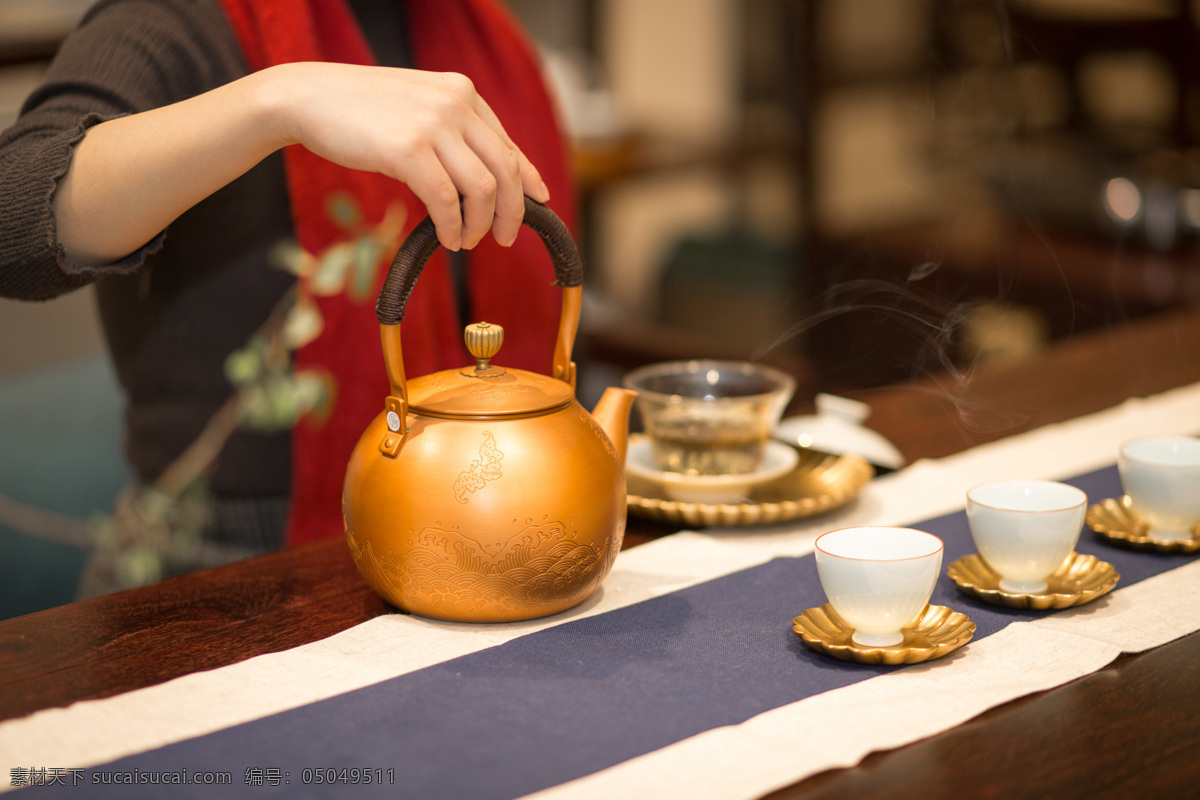 铜壶 茶碟系列 艺术摄影 人物 铜器 茶台 茶刀艺术摄影 生活百科 家居生活