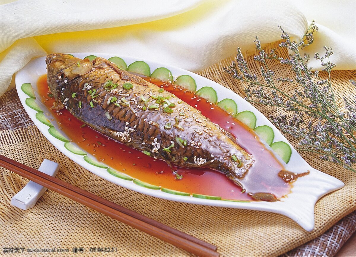 秘制酥鱼 鱼类 深水鱼 海鲜类 招牌海鲜 水产菜品 菜 餐饮美食 传统美食