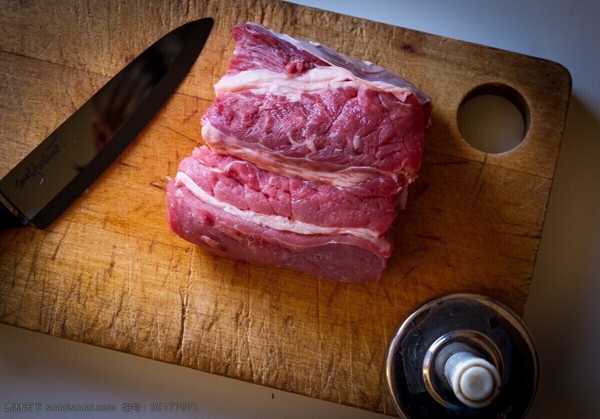 和牛 切牛排 厨房 厨师 澳洲牛肉 澳洲牛排 肉类 猪肉 瘦肉 肥肉 肥猪肉 牛 猪排 牛排 牛肉 吃肉 生肉 肉类食物 白肉 红肉 畜肉 禽肉 肉类加工 肉制品 肉类产品 黄牛肉 餐饮美食 食物原料