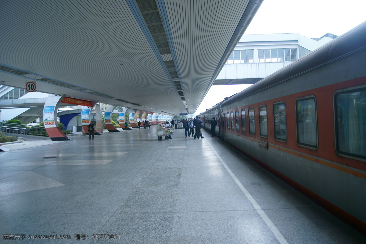 火车站 站台 离别 月台 火车 南宁 国内旅游 旅游摄影