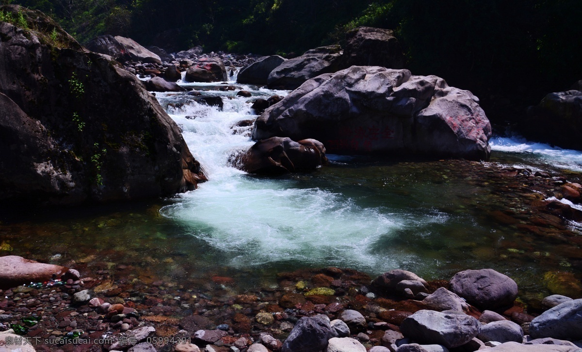 泉水 山泉水 流水 高山流水 山溪水 自然景观 自然风景