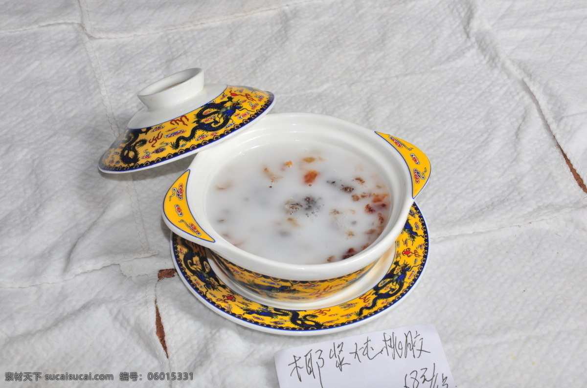 椰浆炖桃胶 椰浆 桃胶 菜品 菜单 菜谱图片 餐饮 传统 中餐 色香味 营养 绿色食品 高档菜 传统美食 餐饮美食