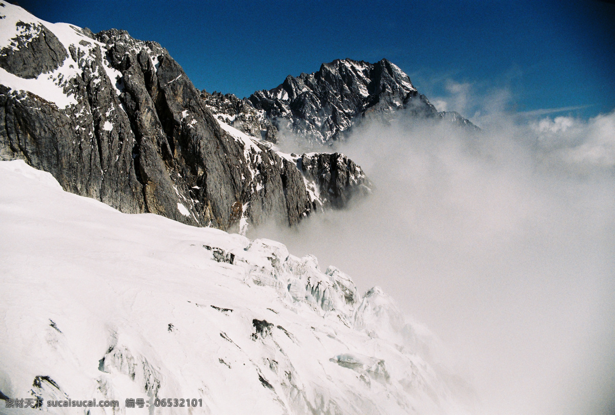 唯美 风景 风光 旅行 自然 云南 丽江 玉龙雪山 山 雪山 旅游摄影 国内旅游 灰色