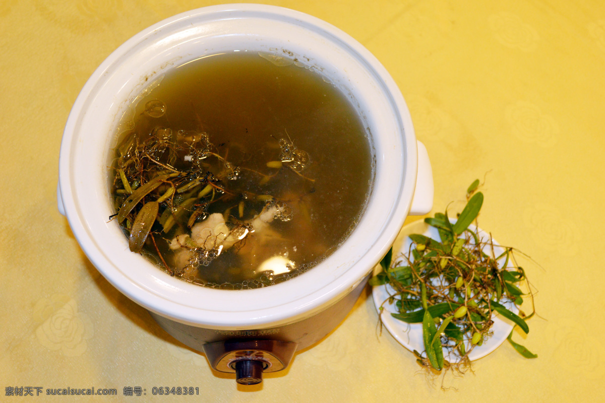 石橄榄炖龙骨 龙骨 养生汤 汤 龙骨汤 菜普 菜单 特色菜 餐饮美食 传统美食