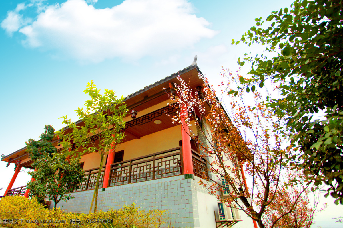 春天 桃花 开 白云 背景 风景 国内旅游 蓝天 旅游摄影 梅花 春天桃花开 仿古楼院 中国风 psd源文件