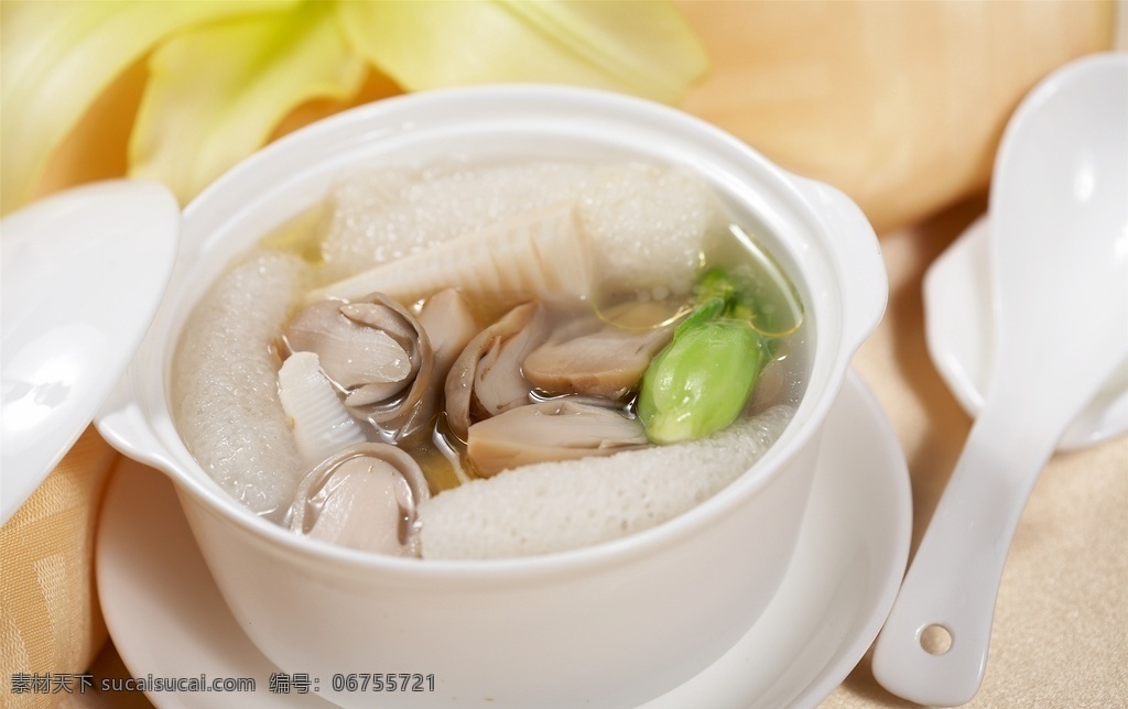 草菇竹荪汤 美食 传统美食 餐饮美食 高清菜谱用图