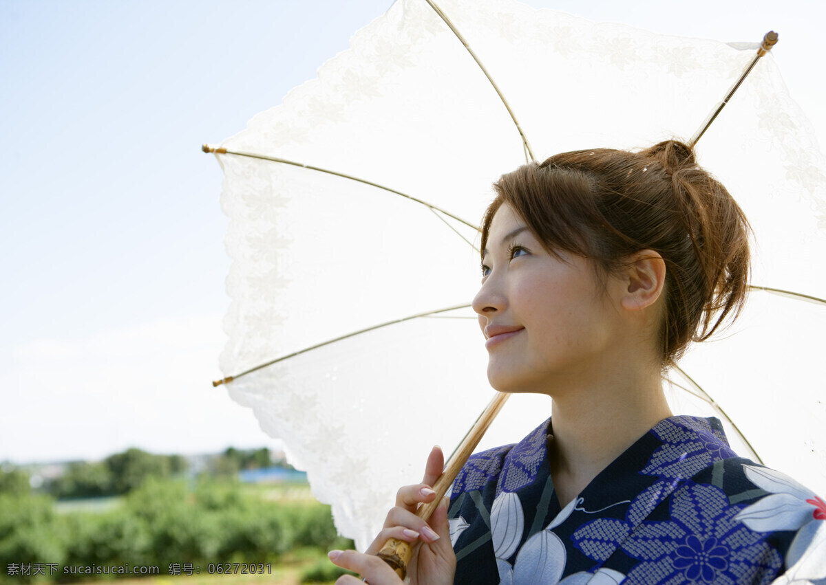 清纯 日本美女 日本夏天 女性 性感美女 日本文化 和服 太阳伞 微笑 模特 美女写真 摄影图 高清图片 美女图片 人物图片