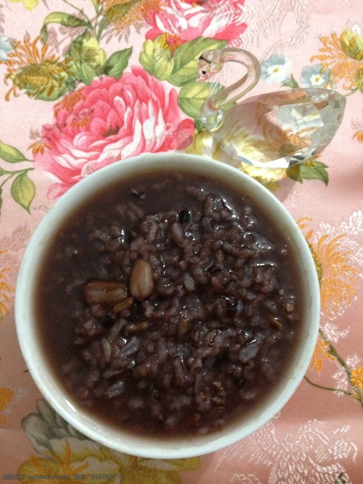 食材 黑米粥 杂粮粥 米粥 花生粥 餐饮美食 食物原料