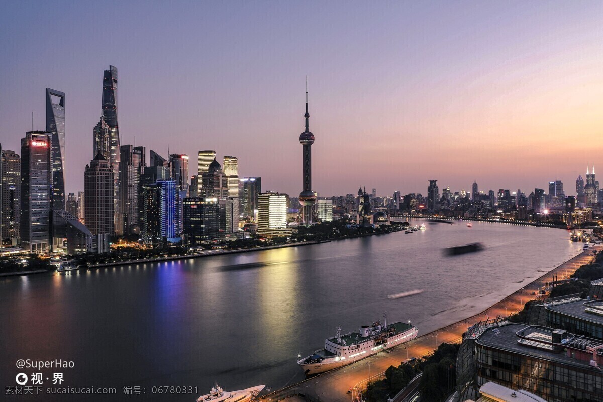 上海 黄浦江 夜景 浦江 船舶 黄昏 夕阳 夜晚 紫色 自然景观 建筑景观