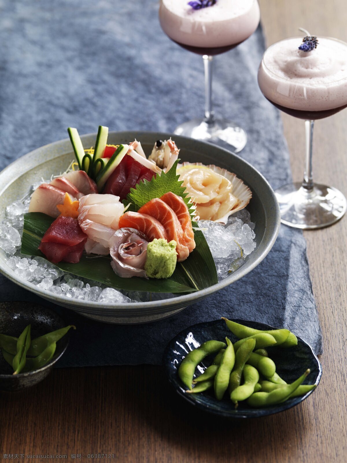 冰块 餐饮美食 豆子 高脚杯 海鲜 花朵 黄瓜 美酒 寿司 美食 日本料理 生鱼片 三文鱼 肉片 蔬菜 营养 西餐 虾仁 西餐美食 风景 生活 旅游餐饮