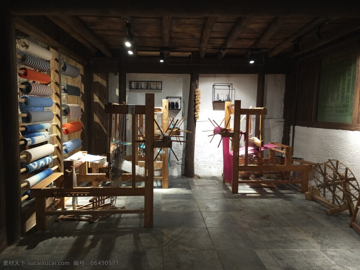 传统 工艺 织布 织布机 传统工艺 展示 陈列 旅游 明与暗 文化艺术