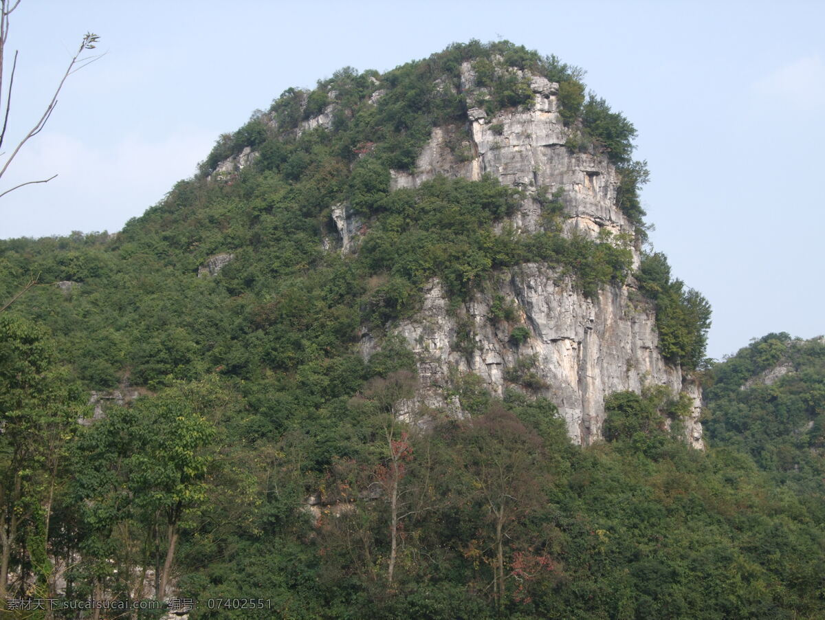 山峰 高山 大山 山岩 山石 绿树 山林 山色 青山 自然景观 自然风景