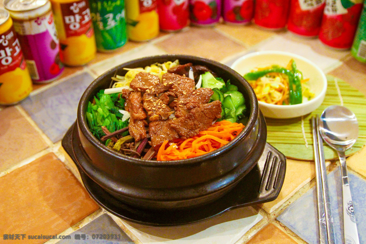牛肉石锅拌饭 韩国料理 韩国小吃 韩国美食 韩餐 美食图片 餐饮美食