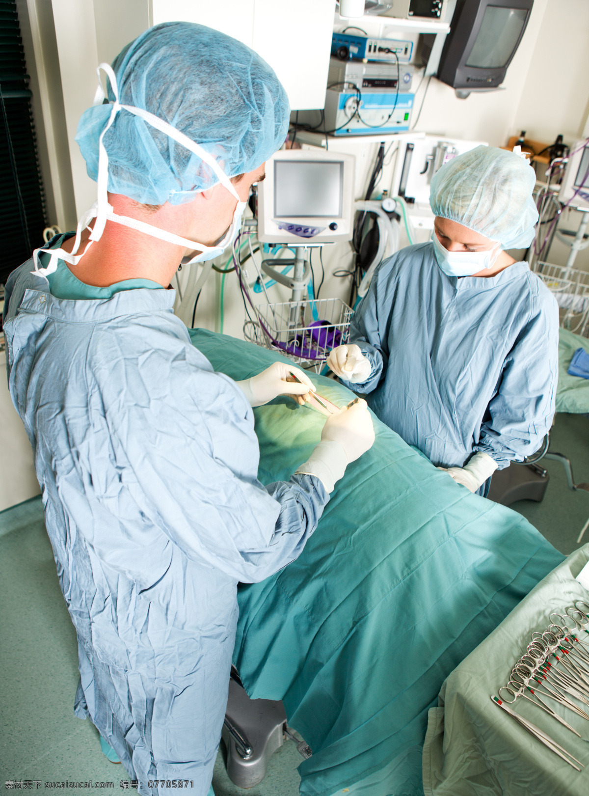 手术室 医生 手术团队 医务人员 医疗设备 医疗护理 现代科技