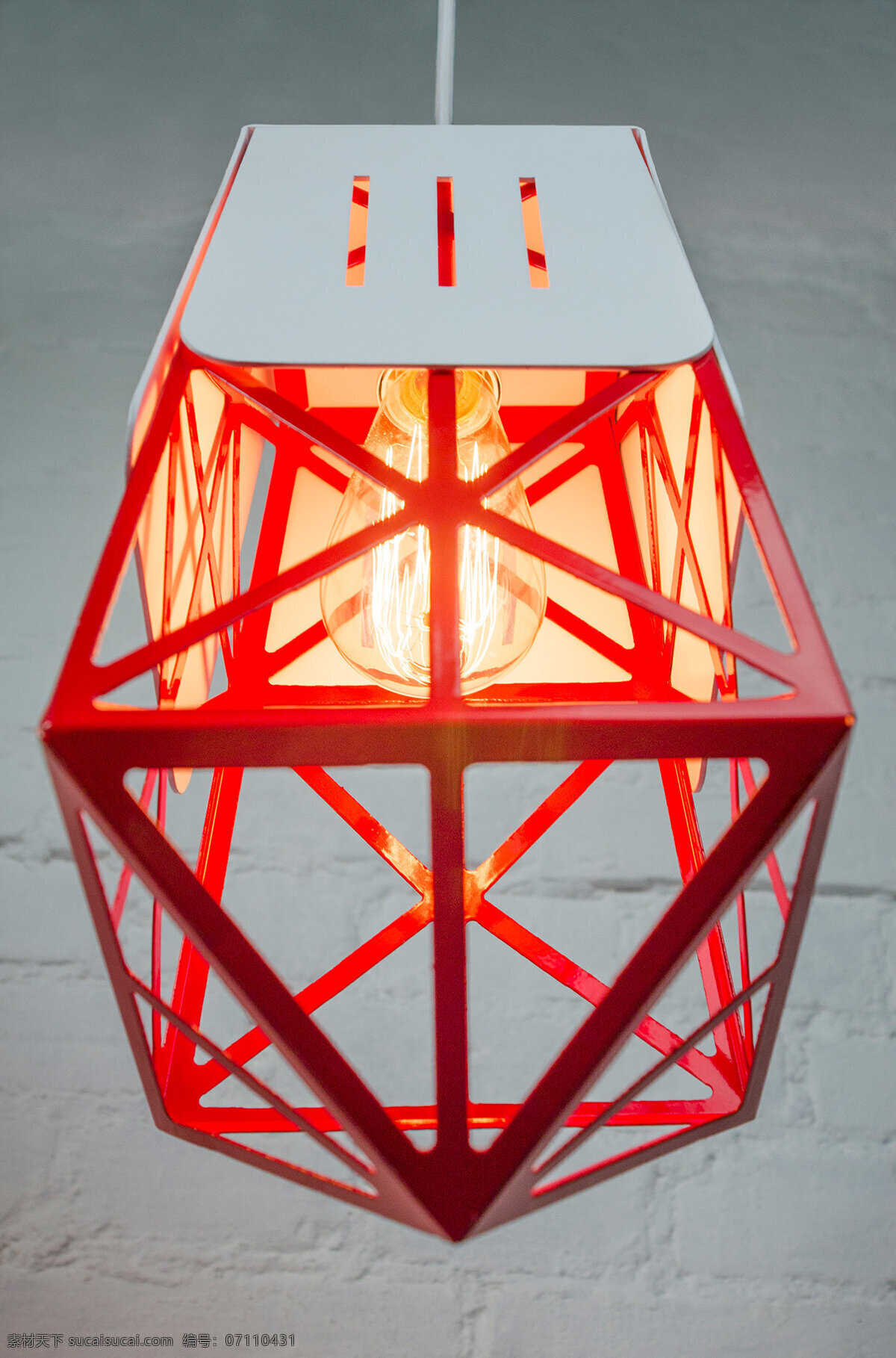 红色 性感 线条 立体 灯具 产品 3d打印 灯泡 现代感