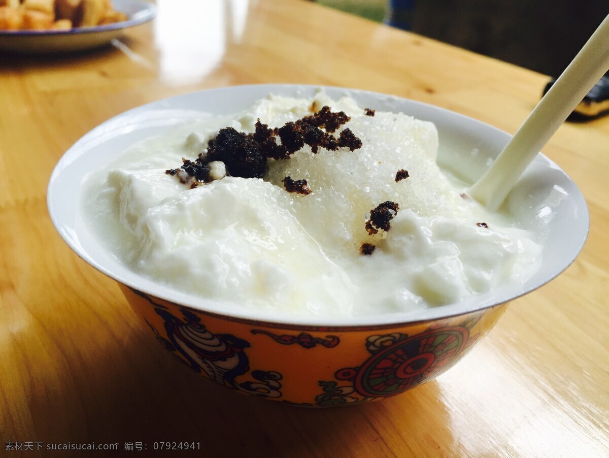 牦牛酸奶 藏族餐饮 舌尖上的中国 自制酸奶 酸奶 酸牦牛奶 发酵 牦牛 藏族 稻城 亚丁 成都 美食 西藏美食 牦牛奶 老酸奶 牦牛老酸奶 摄影图片
