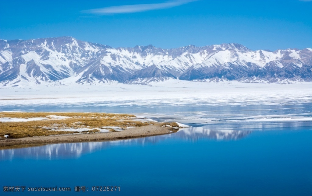 冬日 里 赛里木湖 雪景 新疆 博乐 伊犁 美景 旅游摄影 国内旅游