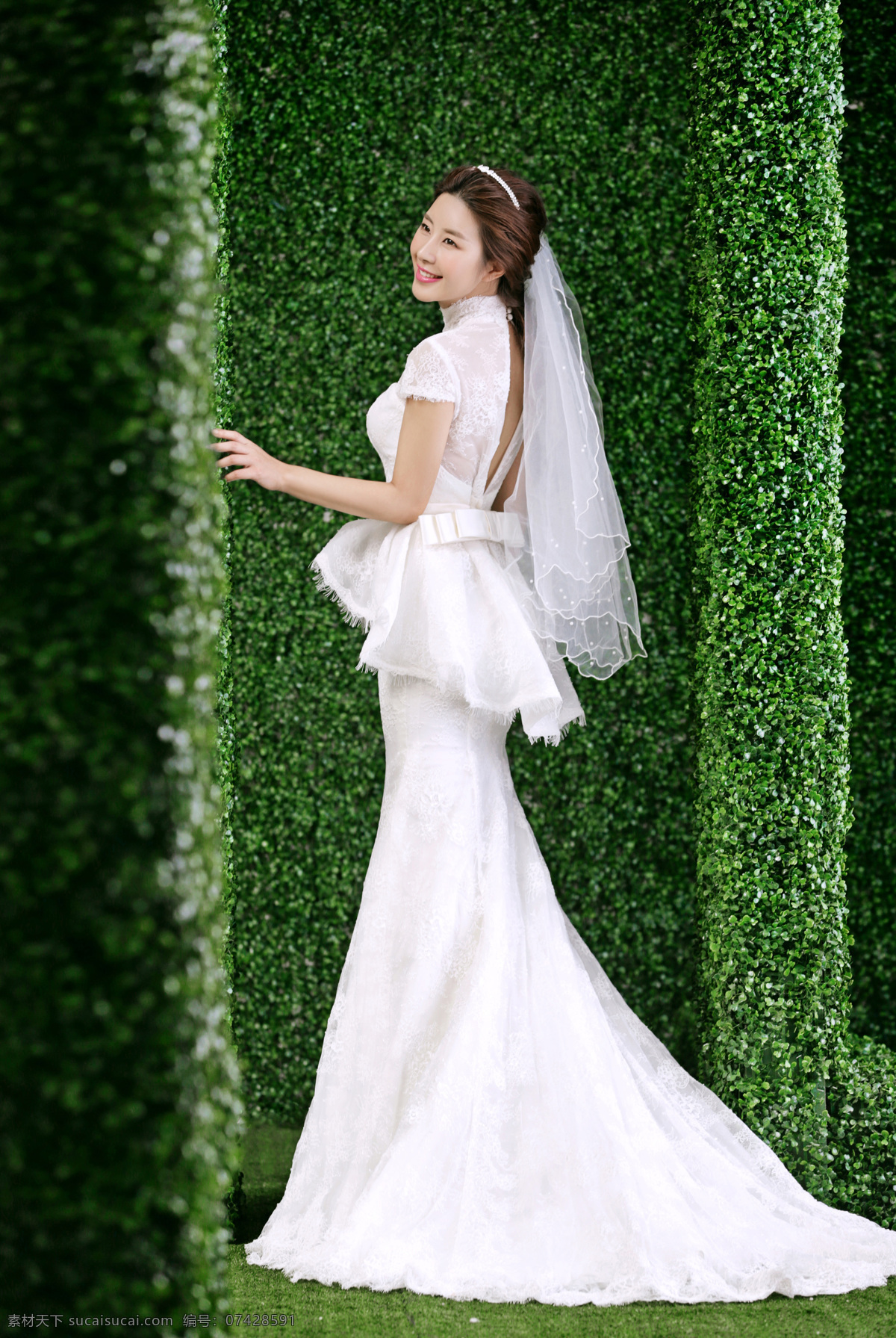 美丽 优雅 新娘 婚纱摄影 婚纱照 新人夫妻 情侣 恋人 恩爱 幸福 爱人 甜蜜 帅哥 新郎 男模 美女新娘 女性模特 婚纱艺术照 婚纱写真 情侣图片 人物图片
