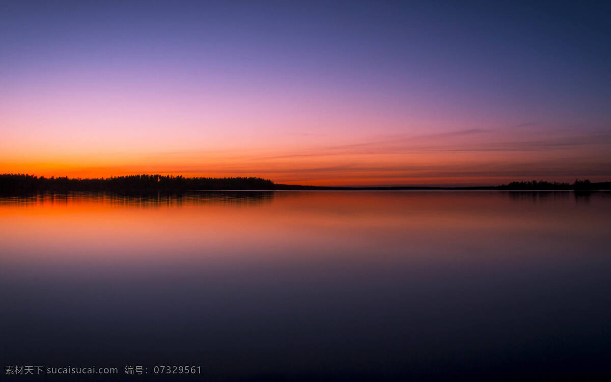 夕阳 湖边 黄色 紫色 傍晚 风景 自然景观 自然风景