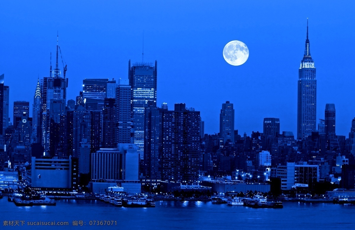 海边 城市 夜景 城市夜景 都市 高楼 大厦 圆月 月亮 建筑 灯光 海边城市 璀璨 建筑摄影 城市风光 环境家居