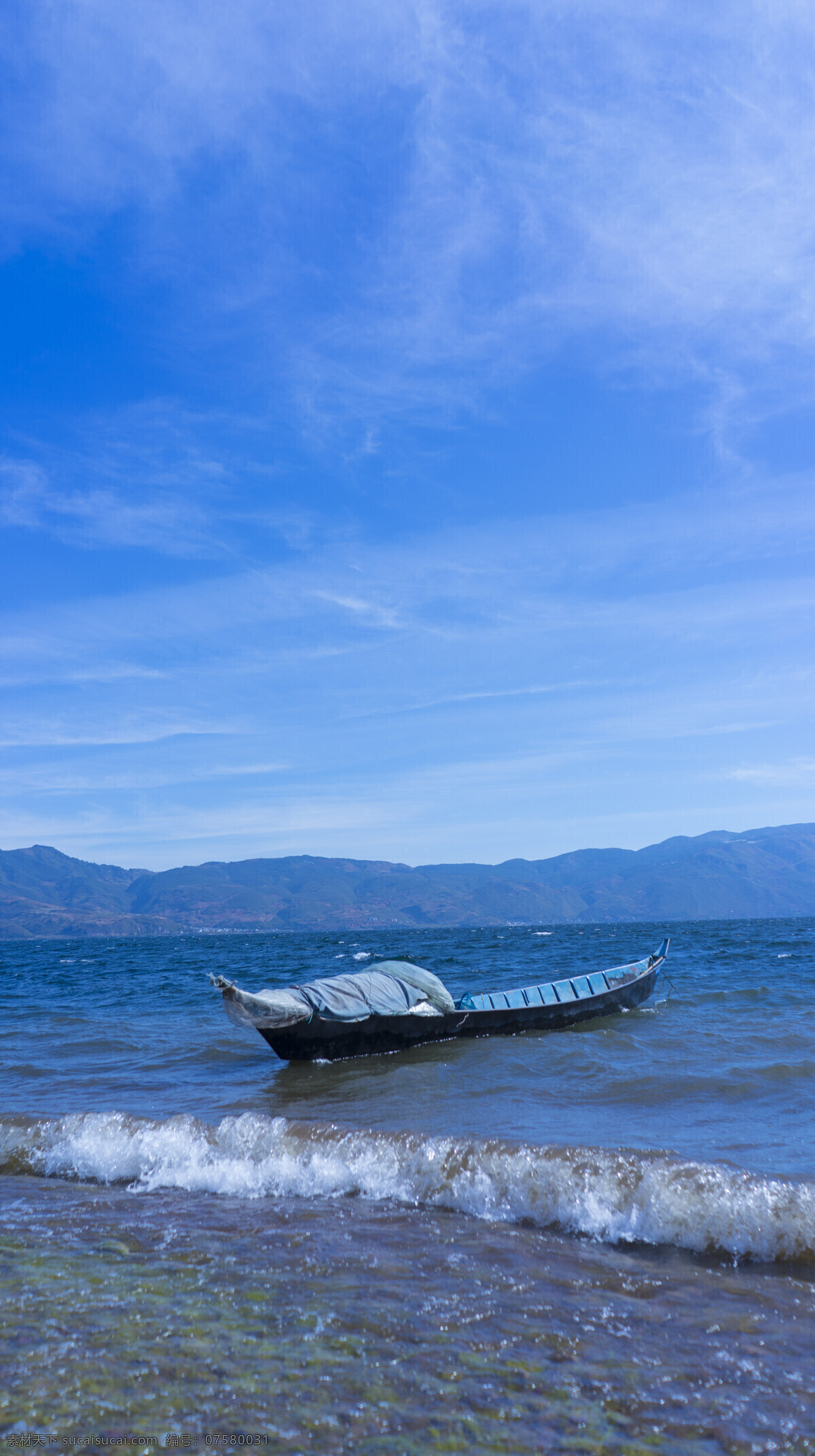 渔船 抚仙湖 澄江 孤山 阳光海岸 云南旅游 自然景观 山水风景