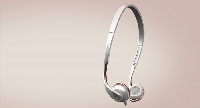 银白色 耳机 工业设计 产品设计 大气 电器 简约 科技