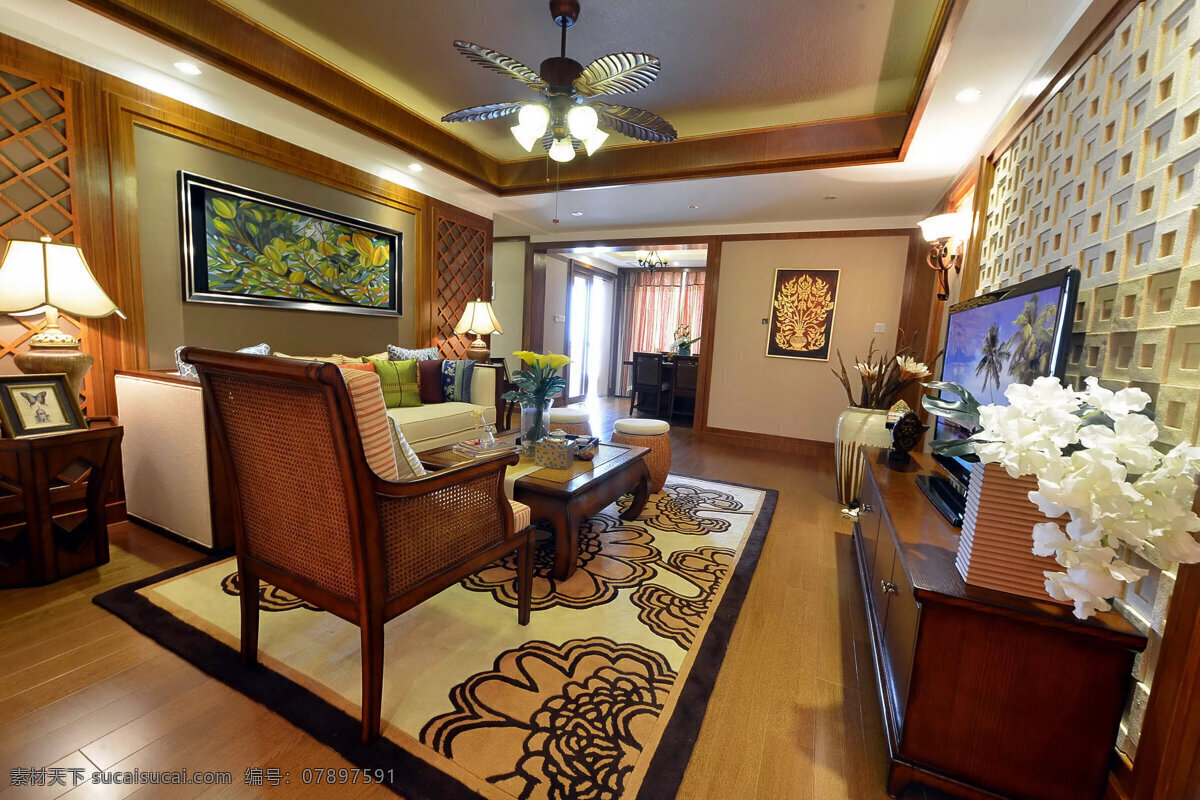 现代 时尚 客厅 铜 色 吊扇 室内装修 效果图 木地板 花纹地毯 木制电视柜 铜色吊扇