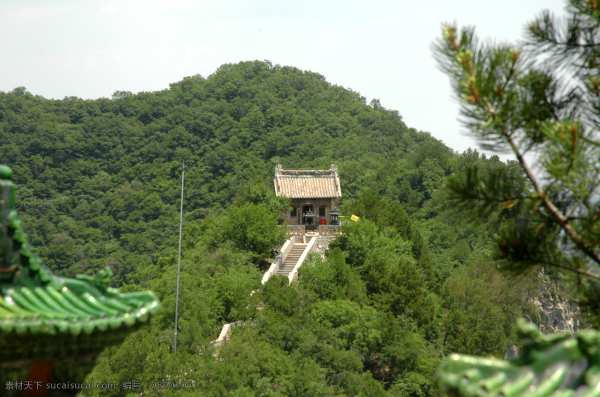 山中庙宇 庙 树 香炉 台阶 自然景观 山水风景 摄影图库