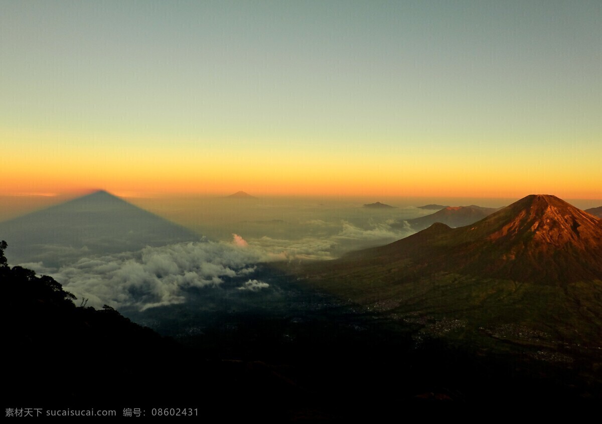 高山远景 高山远瞻 航拍 风景 鸟瞰 云雾 高山 山峰 远山 山脊 山脉 森林植被 中国风背景 中国风山水 山水背景 大山背景 高山背景 层叠高山 大山 山里 山顶 森林 树林 风水 航拍山峰 高山底纹 航拍山脉 俯拍山脉 风景美景 登山 美景 大自然 自然景观 自然风景
