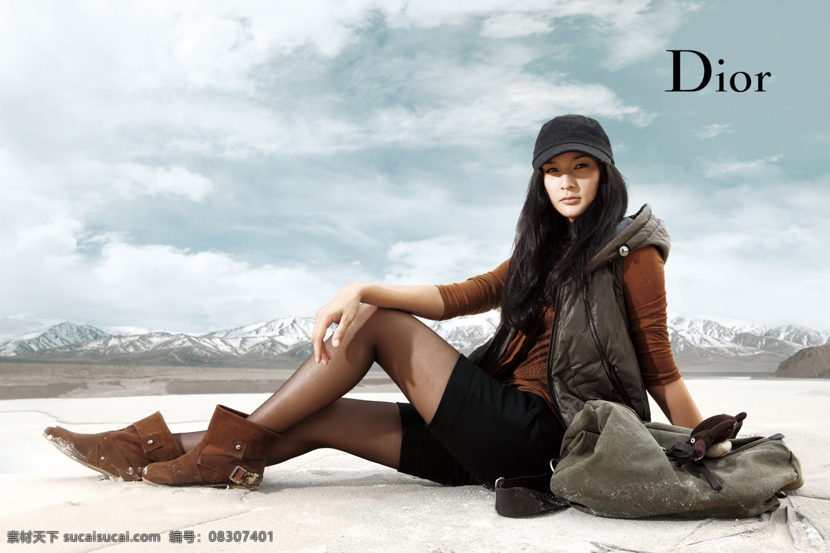 迪奥 冬装 女模 dior 女装 品牌 羽绒服 女模特 职业人物 人物图库