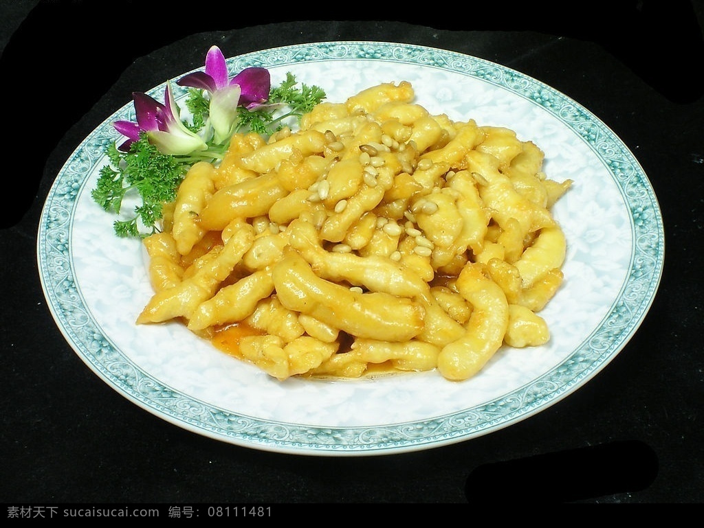 松香柠檬鸡柳 柠檬 鸡柳 中华美食 美味 熟菜 鲜花 装饰 盘子 餐饮美食 传统美食 摄影图库