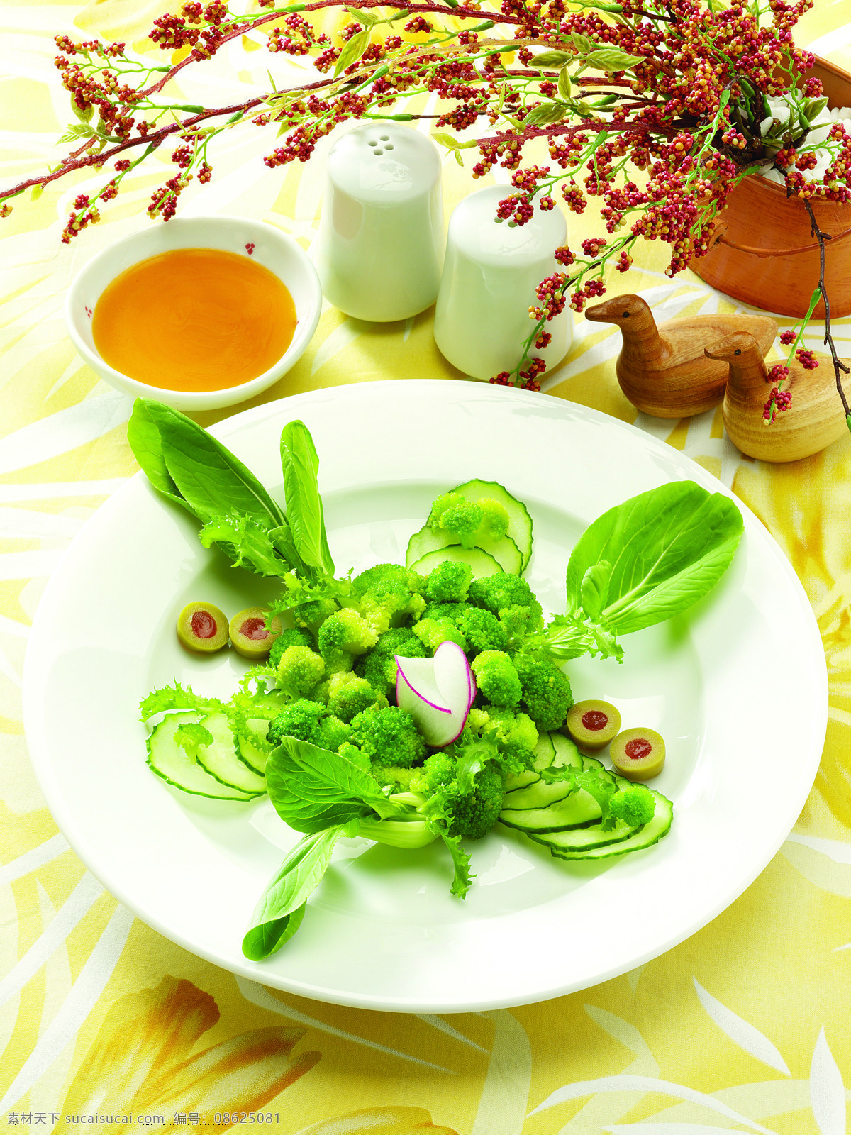 蔬菜 沙拉 餐饮美食 水果沙拉 水果蔬菜 西餐美食 蔬菜沙拉 西兰花沙拉 海味沙拉 沙拉拼盘 风景 生活 旅游餐饮
