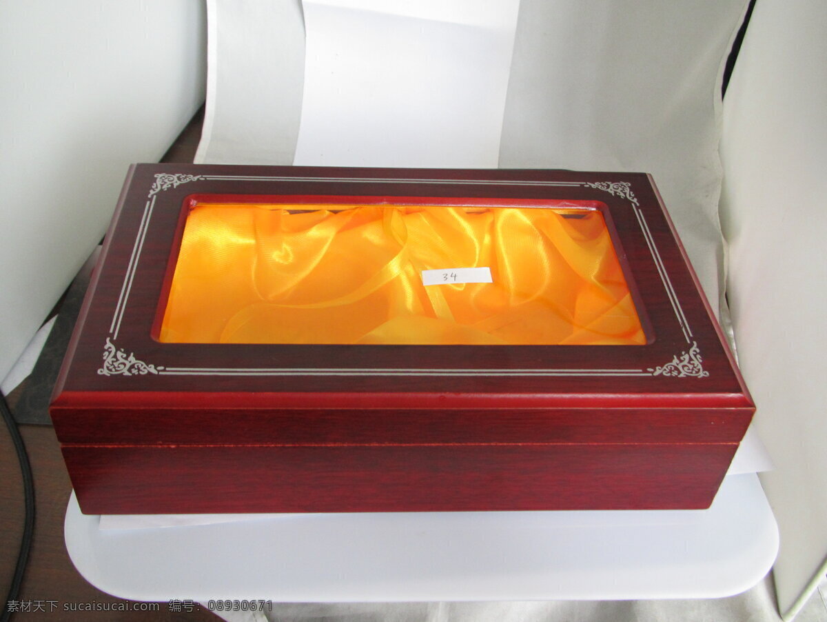 木盒 包装盒 高档木盒 工艺品盒子 礼品盒 透明盒子 金色衬布 饰品 生活素材 生活百科