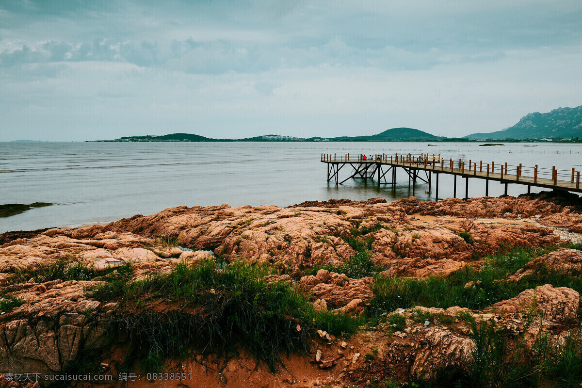 海景 青岛 海 木桥 礁石 乌云 旅游摄影 自然风景