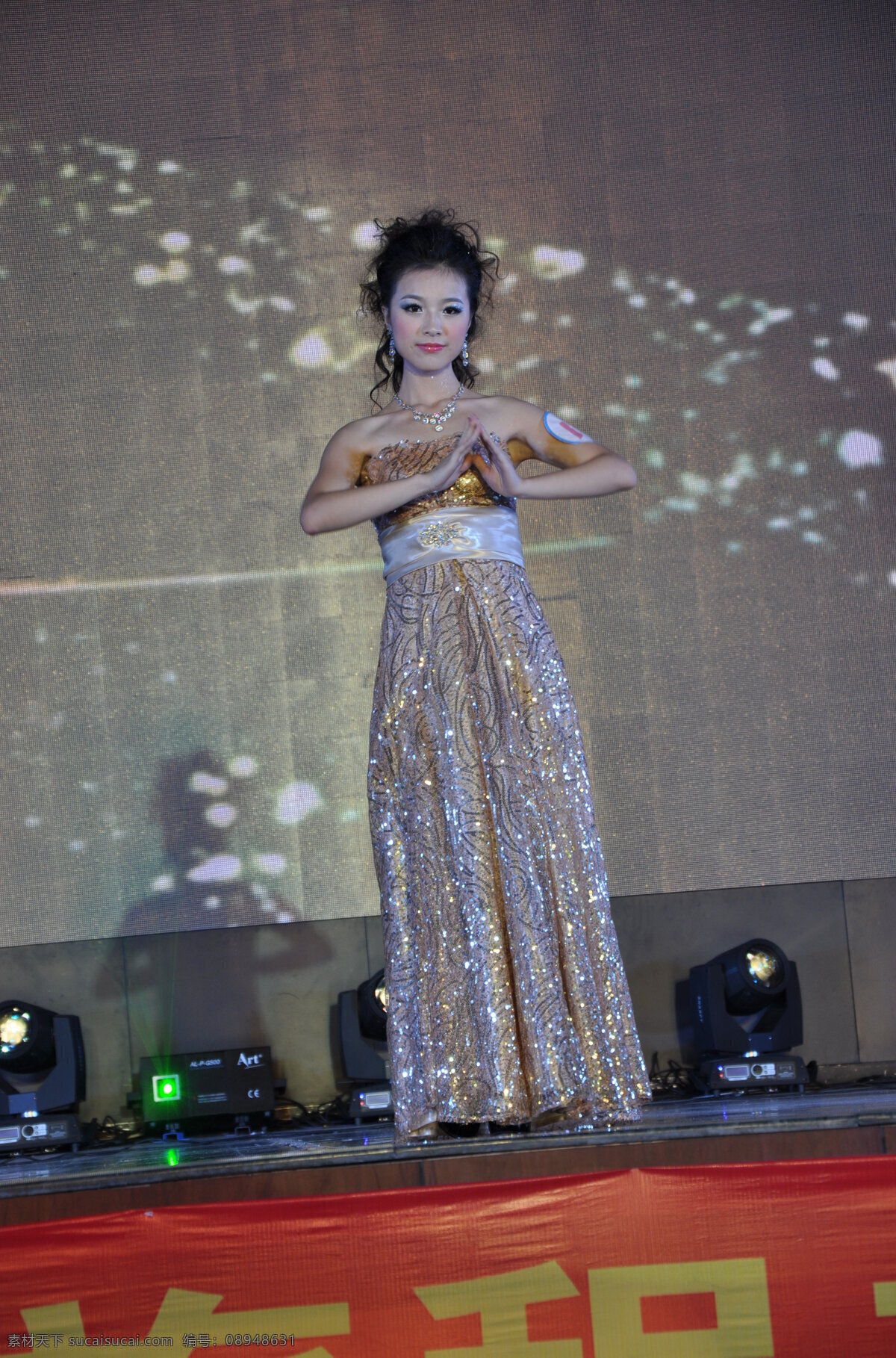 中国旅游 小姐 总决赛 美女 舞蹈 旅游小姐 模特 服饰 服装 形象大使 女孩 女性女人 人物图库