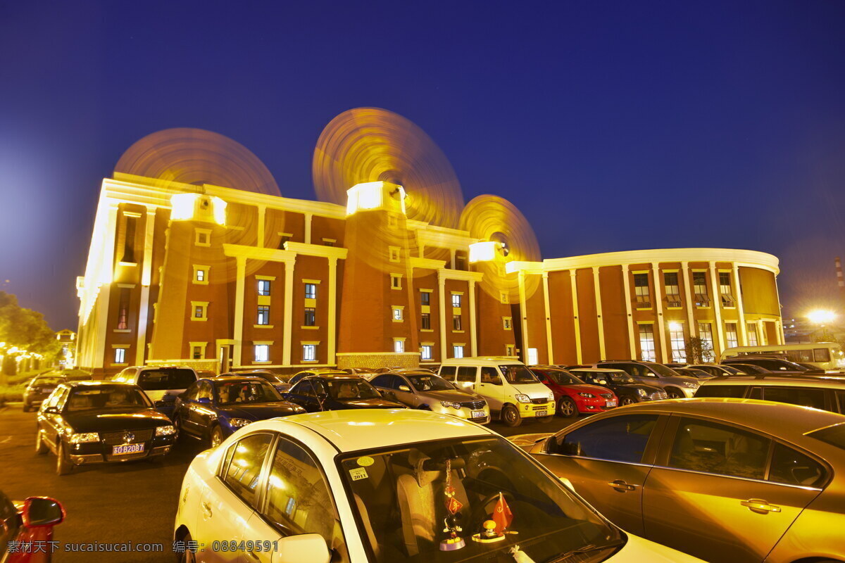 摆设 雕塑 工艺品 广场 建筑 建筑摄影 建筑夜景 建筑园林 欧式 欧式建筑 酒店 五星级酒店 香格里拉酒店 外观 酒店外观 欧式酒店 酒店夜景 装饰品 艺术品 汽车 停车场 装饰素材