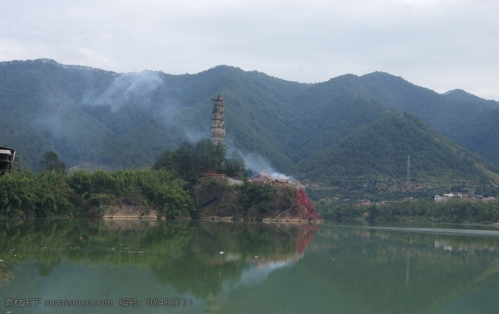 松口古镇 元魁塔 财神宫 宫奄 烟雾 河水 河岸 重山 山峰 树木 树林 蓝天 白云 旅游摄影 国内旅游