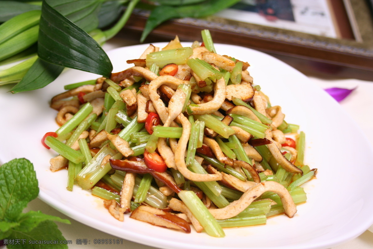 西芹炒香干 传统美食 美味 营养 菜谱 餐饮 西芹 炒 香干 美食 餐饮美食