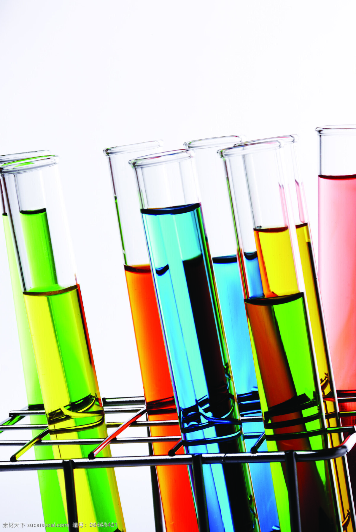 科学研究 试管 现代科技 医疗护理 试管实验 玻璃试管 试管架 彩色液体 黄色液体 蓝色液体 红色液体 生物科学 生物研究 生物实验室 科学医疗 矢量图