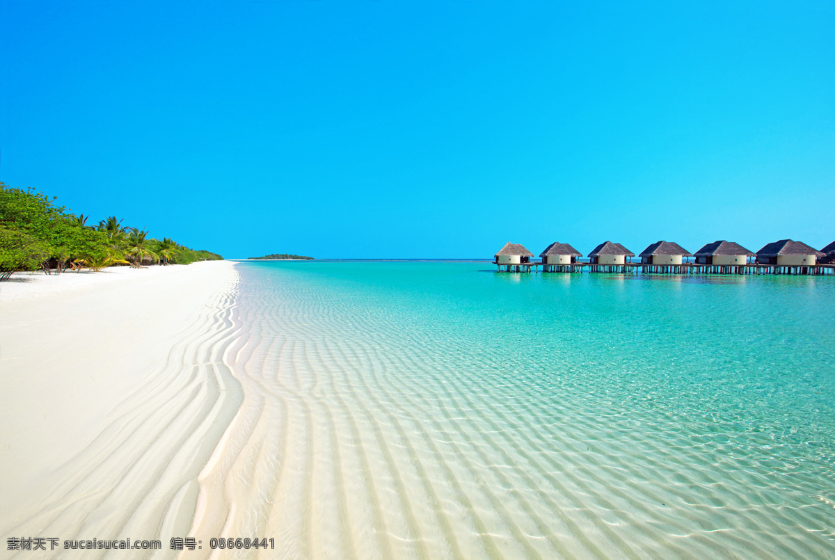 海边摄影 海边风景 自然风景 风景壁纸 海滩 海浪 蓝天白云 海水 交通工具 现代科技