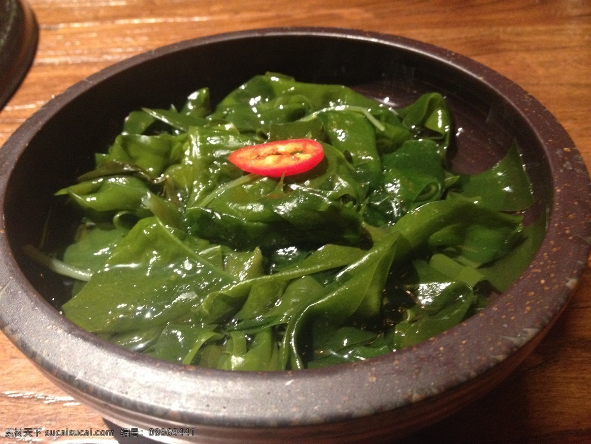 火锅 鱼锅 摄影图 涮品 海带芽 海带 爱摄影 餐饮美食 传统美食