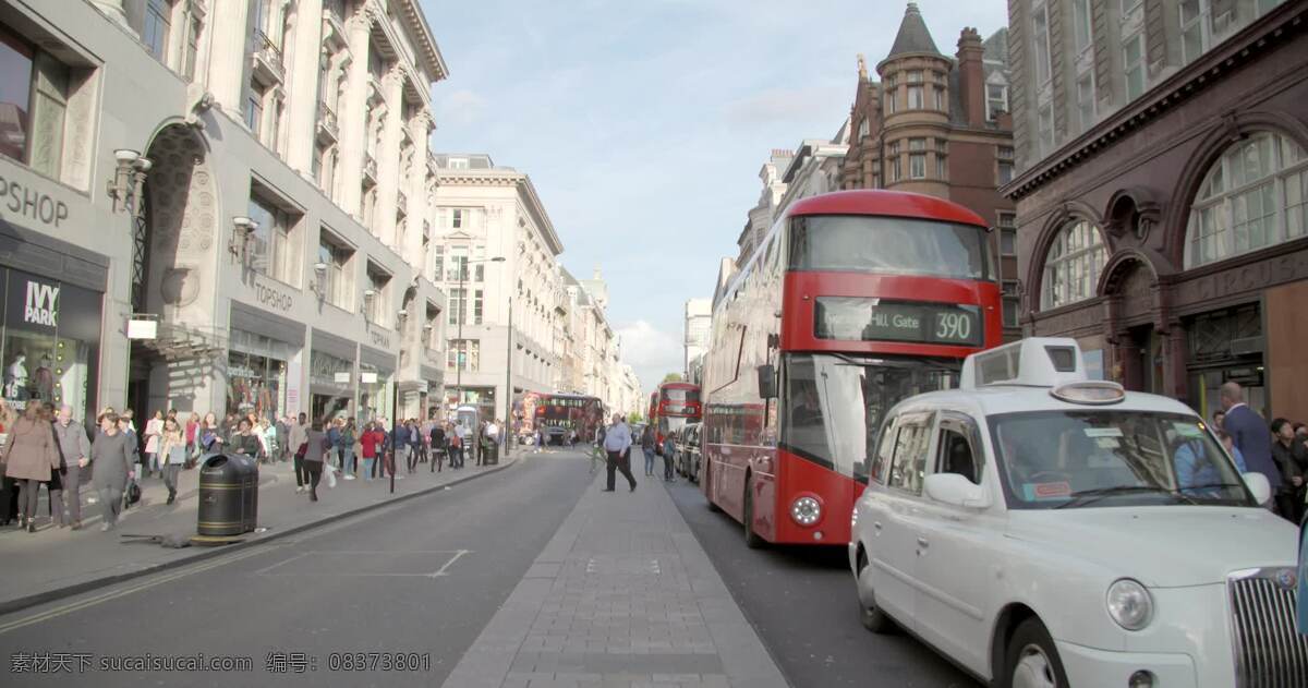 向牛津街倾斜 城镇和城市 伦敦 城市 公共汽车 城市的 红色 旅游 地标 英国 天空 英格兰 白天 路 经典 牛津街 摄政街 有历史意义的 商店 镇