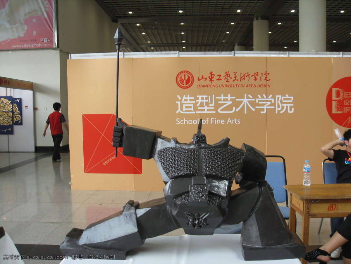 雕塑 变形 机器人 建筑园林 夸张 能量 威武 战斗 展厅 展览 装饰素材 展示设计